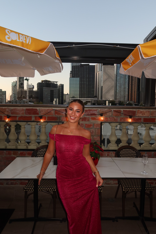 Dominique Healy Vera To The Floor