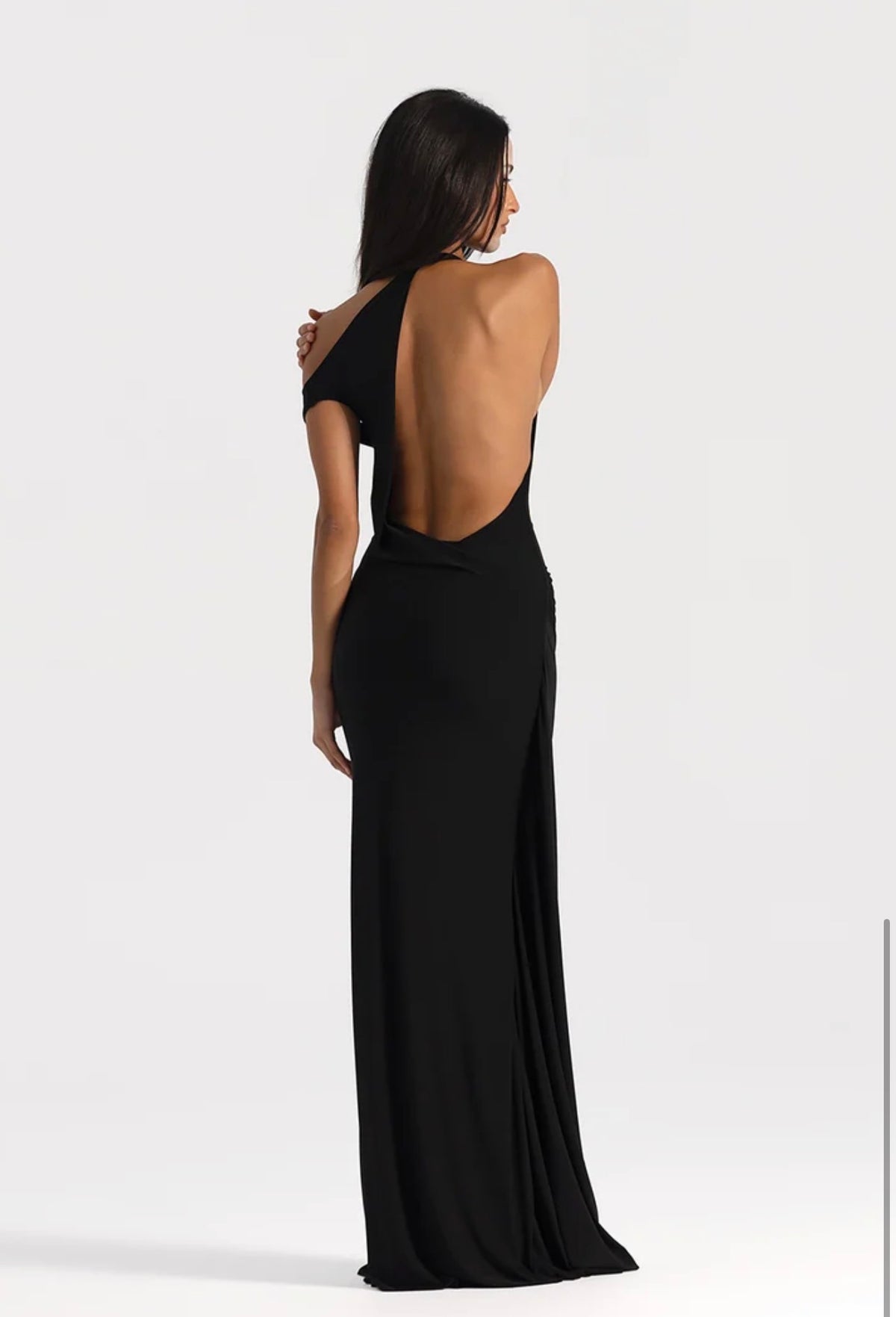Natalie Rolt Mariela Gown Black